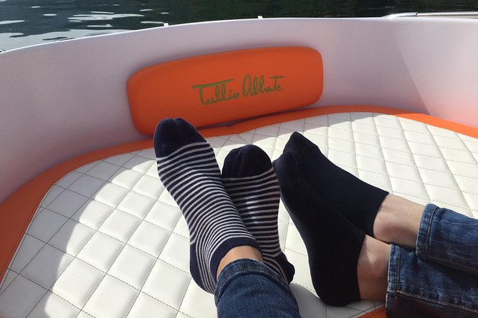 2 hours Boat Rental Lake Como - Getting Comfortable: Safety and Instructions That Matter