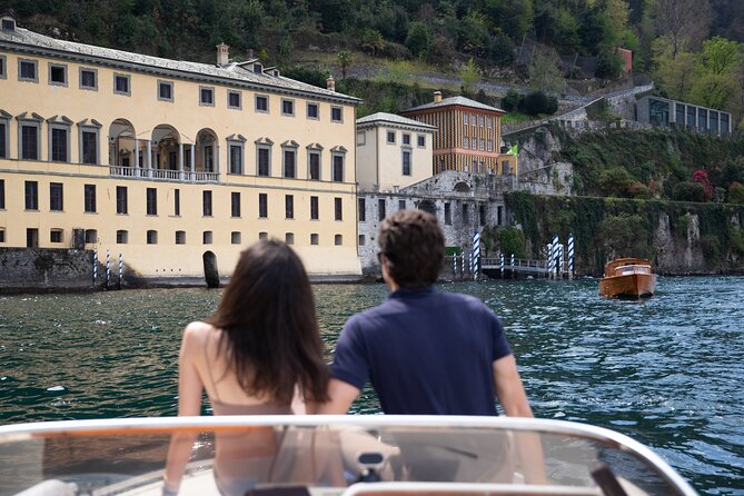 2 hours Private Boat Tour Lake Como for Groups from 1 to 6 People - Getting There, Language, and the Mobile Ticket