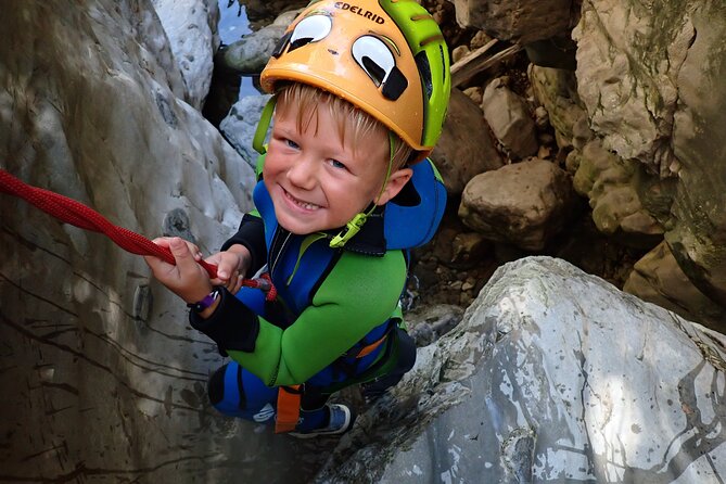 Canyoning "Family-Fun" - family friendly Canyoningtour - Stop 1 to Stop 2: how Tremosine becomes a canyon workout