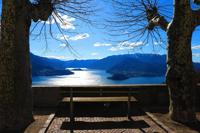Como: Guided City Tour - Piazza Cavour to the old streets: the pace and the payoff