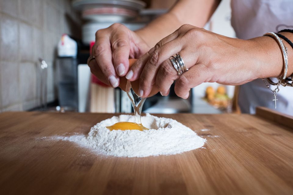 Como: Pasta and Tiramisu Class at a Local's Home - Price and Value: What You’re Actually Paying For