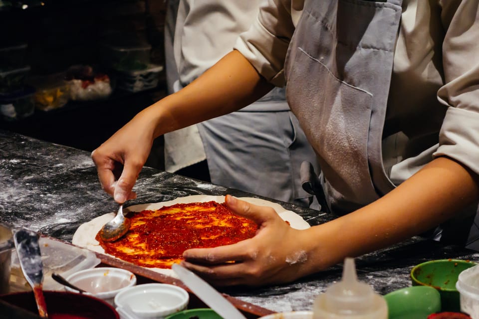 Como: Premium Pizza-Making Class at a Pizzeria - 2.5 hours of hands-on work: what the timing means for you