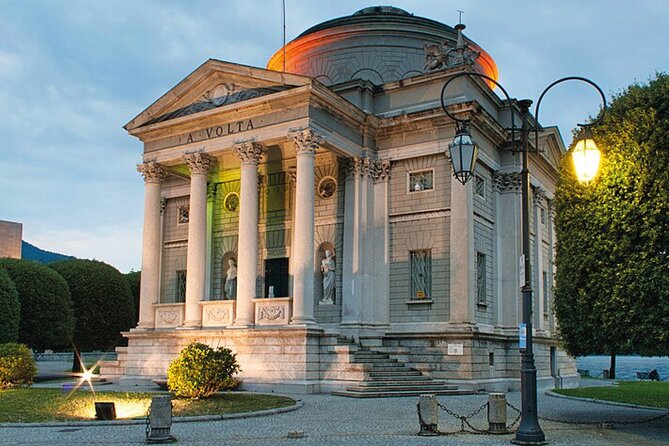 Como Walking Tour with Audio and Written Guide by a Local - Stop 4: Piazza Cavour, the city’s social center with Lake views