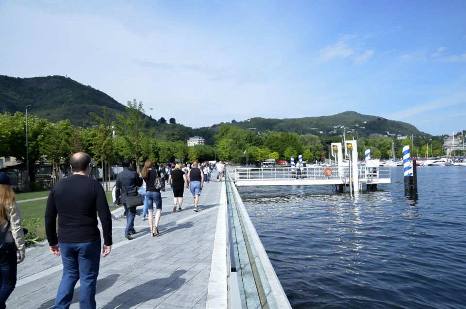 From Milan: Lake Como Cruise with Visits to Como & Bellagio - The Lake Como boat cruise: how to time your photos and seats
