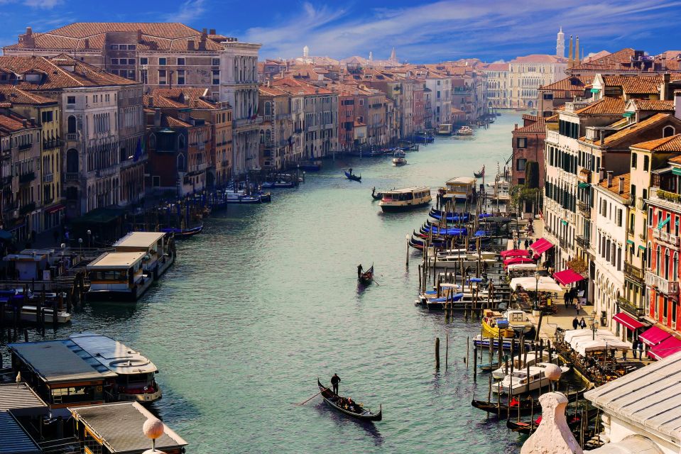 From Milan: Venice and Verona Full-Day Tour by Train - The transition to Venice: you’re trading speed for experience