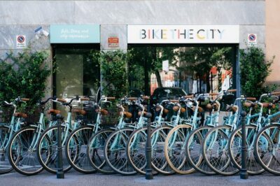Highlights and hidden gems of Milan Bike Tour - Price and What $47.16 Buys You (No Guesswork)