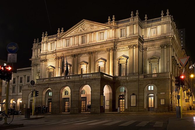 La Scala Theatre and Museum Tour in Milan With Private Guide - Teatro Alla Scala Auditorium: Boxes, Pit, Stage, and the Rehearsal Twist