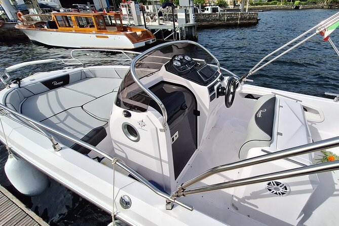 Lake Como Boat Tours: options from 1 hour to a Full Day - Why a private Lake Como boat day beats hopping between viewpoints