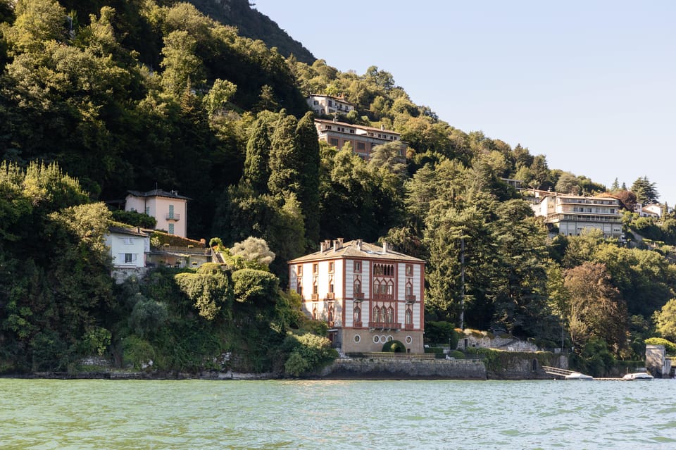 Lake Como: Exclusive Boat Tour - The one-hour route: how the villa sightings are paced