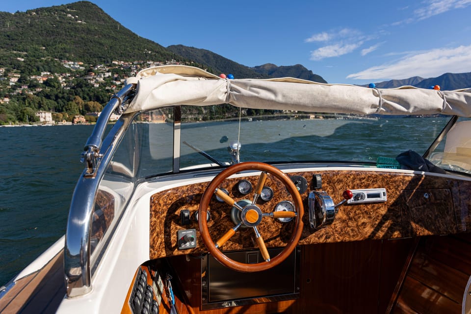 Lake Como: Exclusive Boat Tour - The boat ride vibe: comfort, views, and Daniele’s style