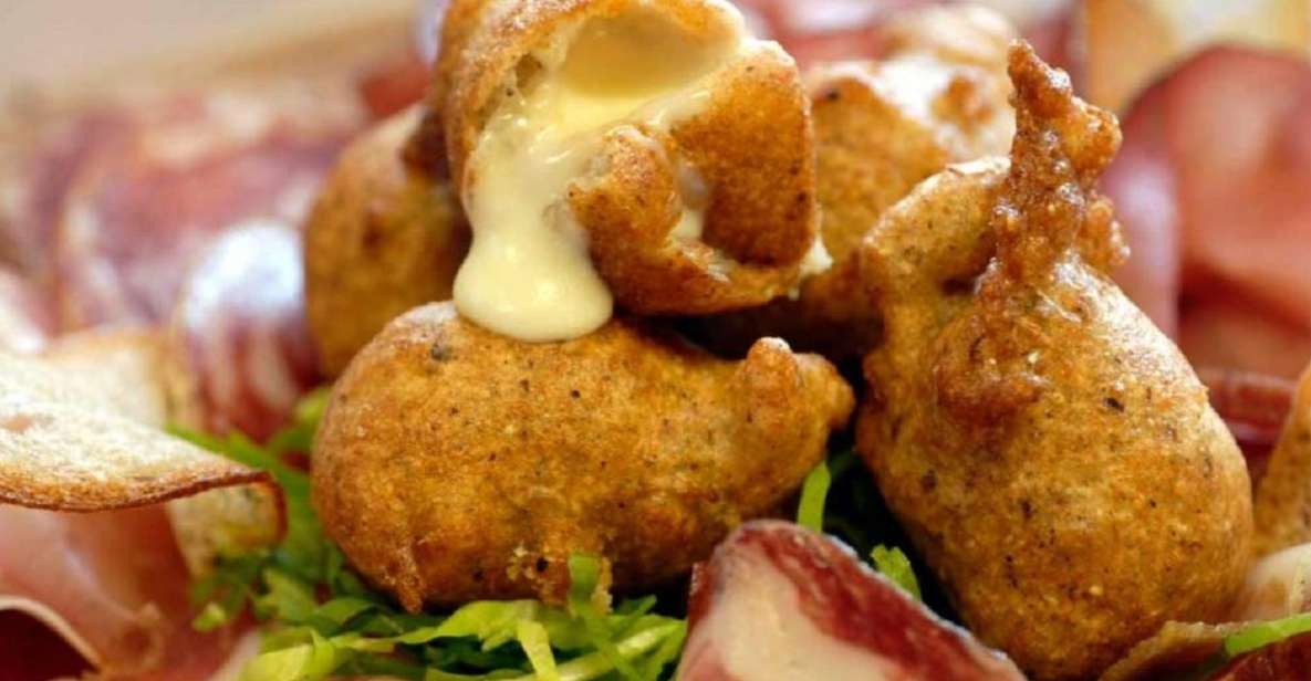 Lake Como: Food Walking Tour - Piazza Duomo to Piazza Cavour: the route starts where Como wants you to