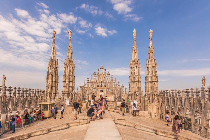 Milan Duomo Rooftop Terrace Guided Tour - Where to meet at Mondadori Duomo (and avoid the common confusion)