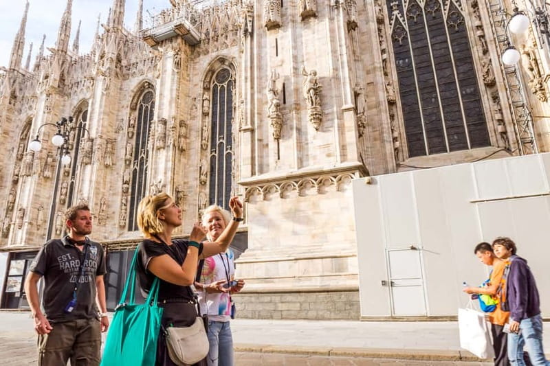 Milan Duomo Rooftops Tour + Optional Hop-on-Hop-off ticket - Adding an Optional Hop-On-Hop-Off Ticket: A Practical Day Plan