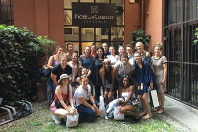 Milan Fashion Tour - Your 90 minutes: outlets, designer boutiques, and those off-the-map stops
