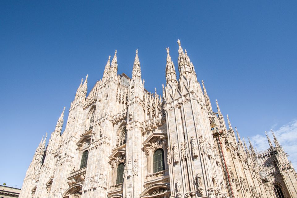 Milan: Fast-Track Milan Cathedral and Terraces Guided Tour - Headsets, crowds, and comfort: what to watch day-of