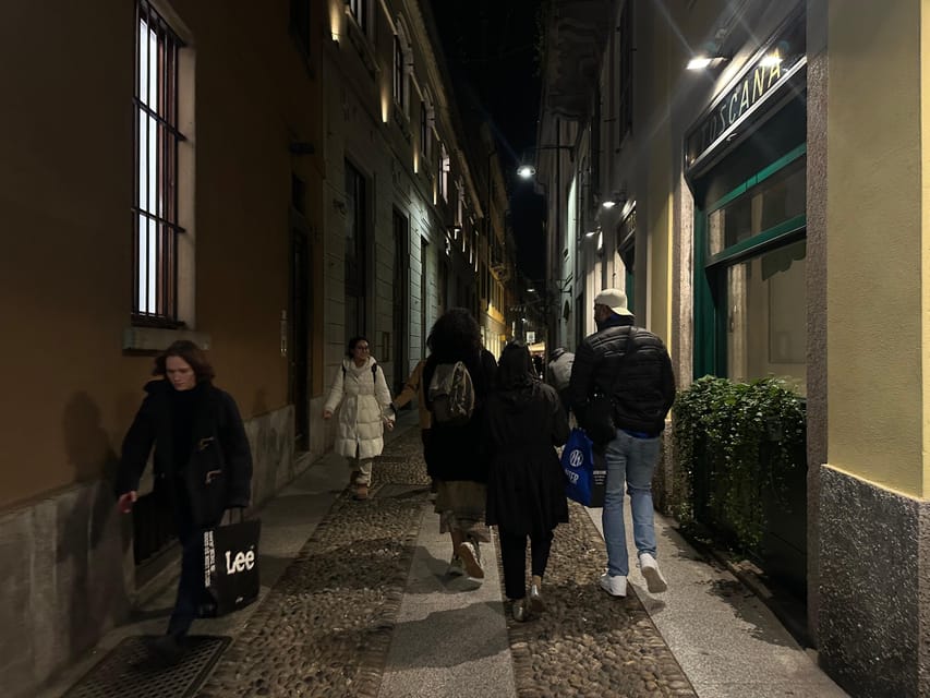 Milan: Ghosts, Mysteries, and Secrets Guided Walking Tour - Key things to know before you go