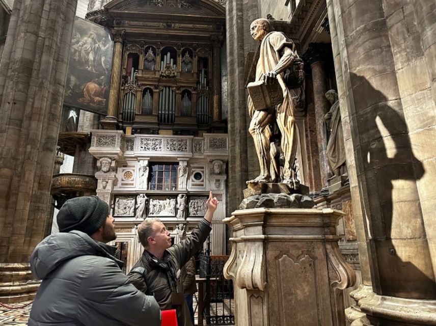 Milan: Guided Duomo, Last Supper and City Centre Tour - Galleria Vittorio Emanuele II: the luxury pause that also teaches architecture