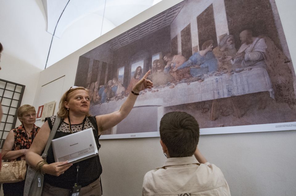 Milan: Guided Walking Tour with Last Supper Skip-the-Line - Galleria Vittorio Emanuele II: why Milan’s glass arcade feels like a living room