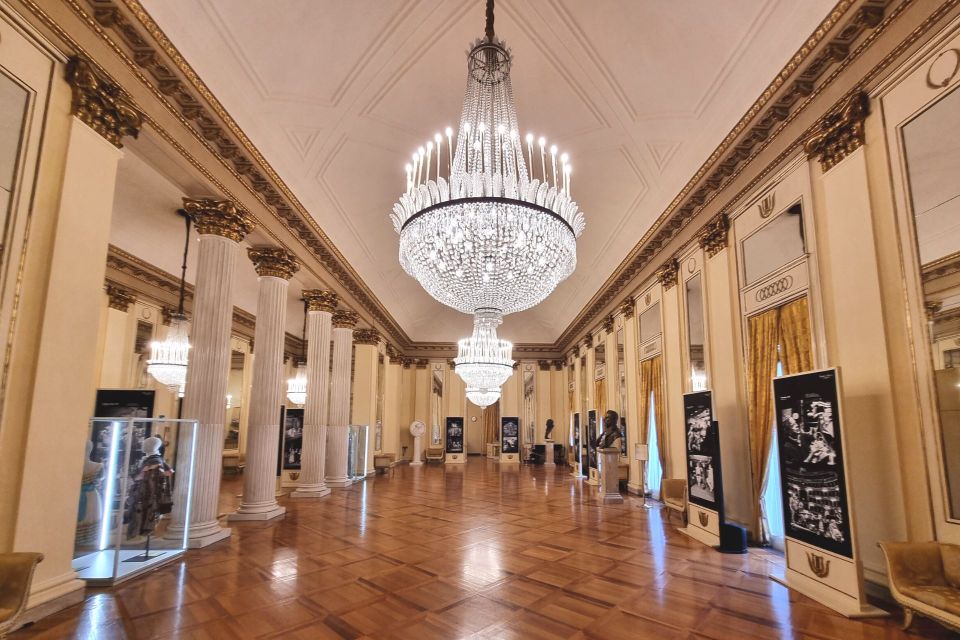 Milan: La Scala Theater and Museum Tour with Entry Tickets - Entry, meeting point, and how you’ll hear your guide
