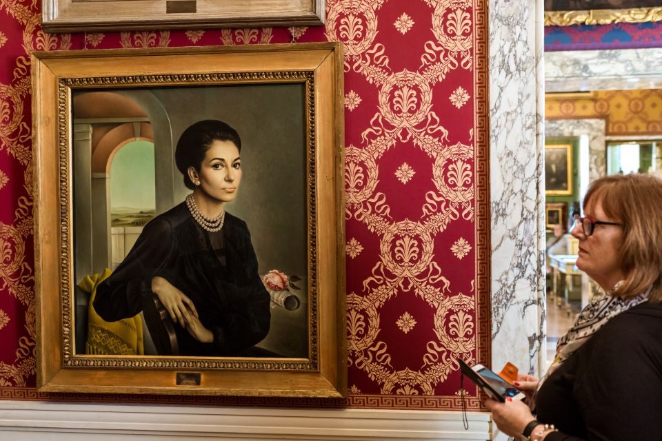 Milan: La Scala Theater & Museum Guided Experience - How the Guided Tour Works in a Small, Tight Space