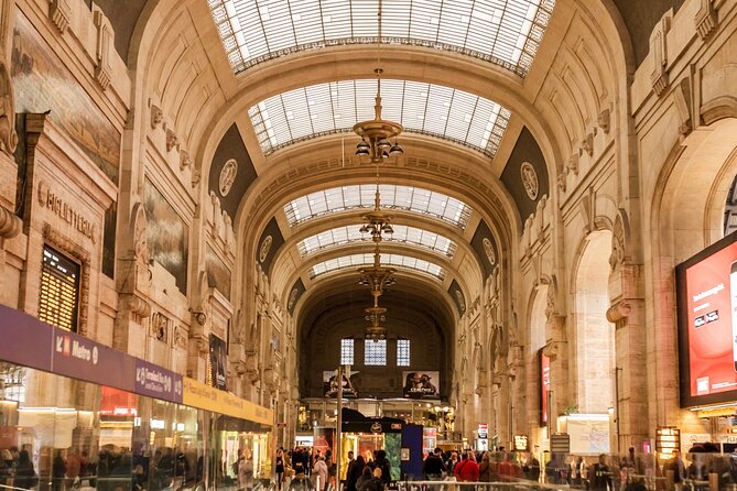 Milan Private Tour: Highlights & Hidden Gems with a Local - Why a tailored private walk works so well in Milan