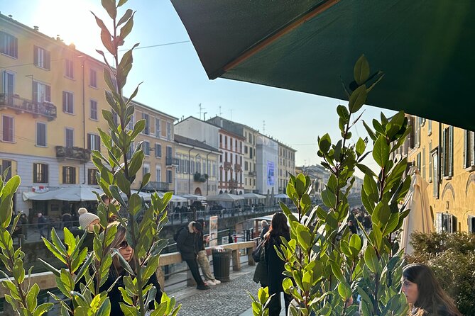 Milan Private Walking Tasting Tour with Secret Food Tours - Duomo di Milano from the outside: a classy Milan finish