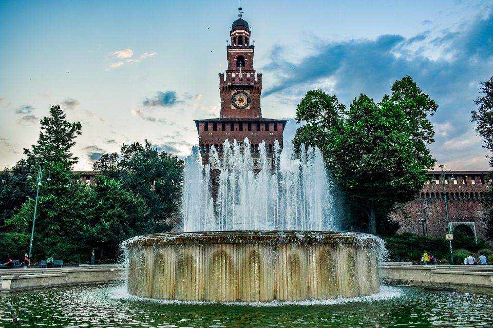 Milan: Sforza Castle and Michelangelo's Pietà Rondanini Tour - Guide Quality and the Small-Group Feel