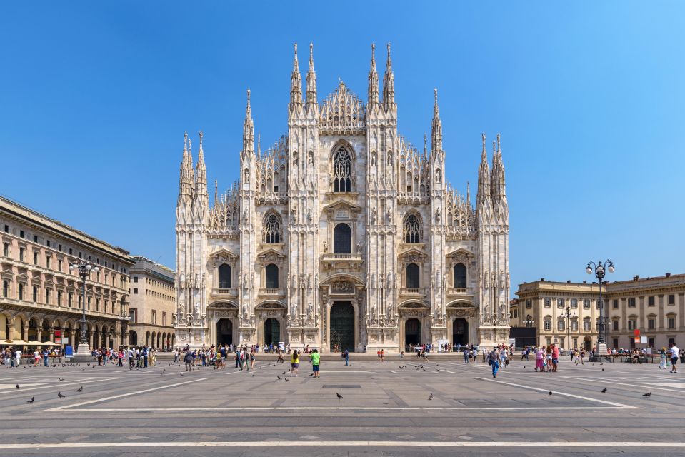 Milan: Skip-the-Line Duomo Guided Tour & Hop-on Hop-off Bus - Gothic Details You Can Actually Point Out While Walking