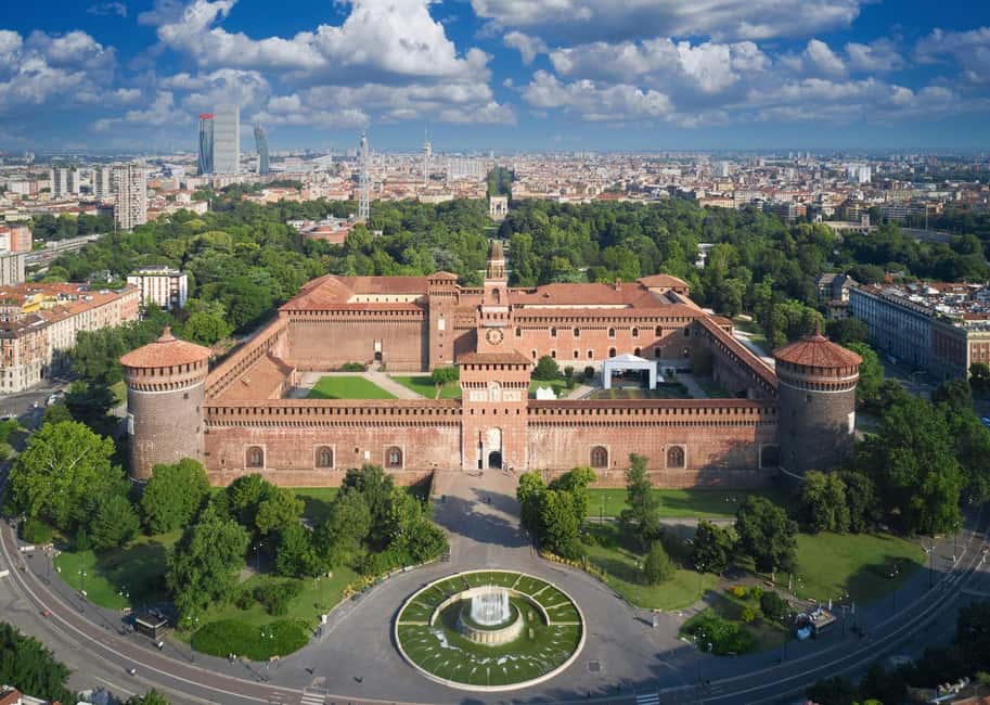 Milan Small Group: Duomo & Rooftop, Castle, Gelato Tasting - Sforza Castle: the fortress view and the park connection