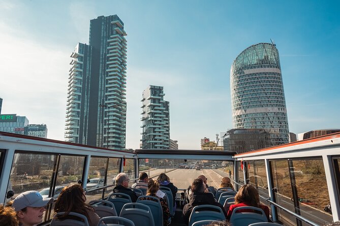 Milan Super Saver: Skip-the-Line Duomo and Rooftop Guided Tour - What to wear and bring for a smooth Duomo experience