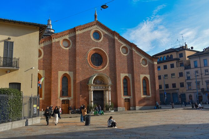 Milan: The Last Supper & Sforza Castle Guided Tour - Stop 2: Castello Sforzesco exterior views (and what’s not included)