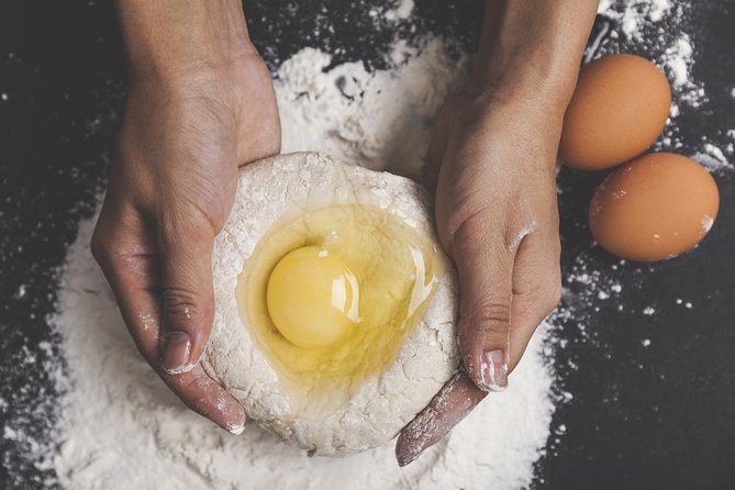 Pasta Fresca Hands-on Cooking Class with a Local in Como - Price and value in Lake Como terms