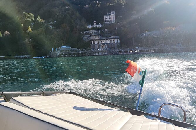 Private Boat Tour Como Wooden Classic Boat - Where You Meet in Como (and Why Timing Can Feel Crowded)