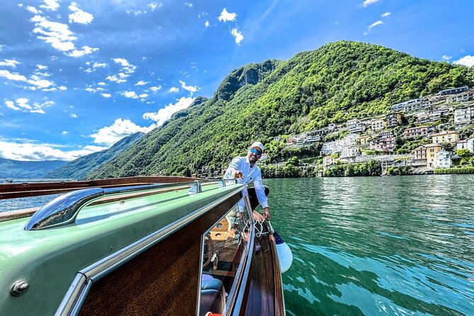 Private Boat Tour on Lake Como - A private boat on Lake Como is really about control