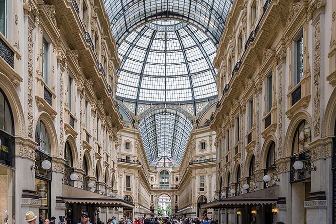 Private Luxury day Transfer from Linate Airport to Milan - Step-by-step: from airport door to your Milan destination