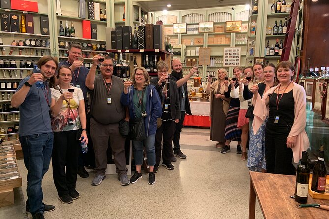 Private Milan Food Walking Tour of Brera - Come hungry: how to get the best from 6 tasting stops