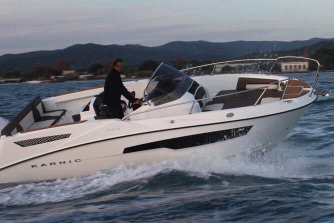 “Public Tour” Lake Como By SuBacco - Getting Onboard at LarioLungo: Simple, Central, and Fast