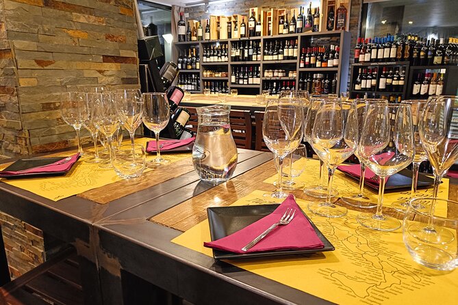 Taste of Lake Como: 4 Wines Paired with Local Cheese Charcuterie - Capitan Drake Setup: City-Center, Small-Group, and Easy to Find