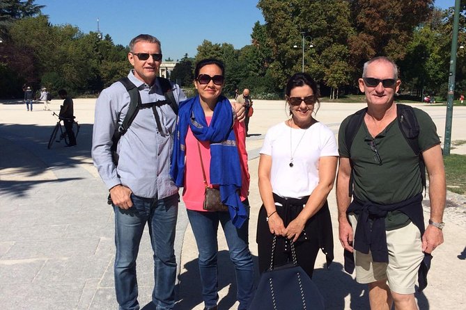 The Last Supper and Sforza Castle Tour - group tour - The Santa Maria cloister pause and the walk toward Sforza