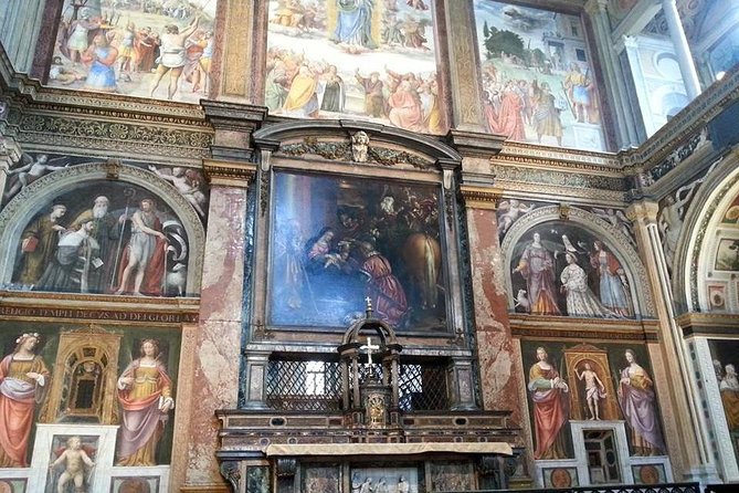 The Last Supper & Church of San Maurizio tour in Milan-group tour - Chiesa di San Maurizio al Monastero Maggiore: the frescoes behind the plain facade