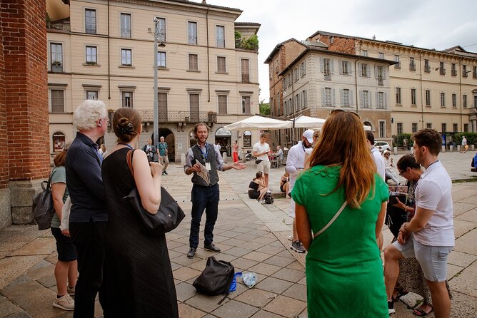 Unveil the Masterpiece: Guided Tour of Da Vinci's Last Supper - Where you meet: Piazza di Santa Maria delle Grazie, 2