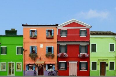 Venice and Verona Full Day Tour by Train from Milan - Verona: guided highlights, then time to breathe