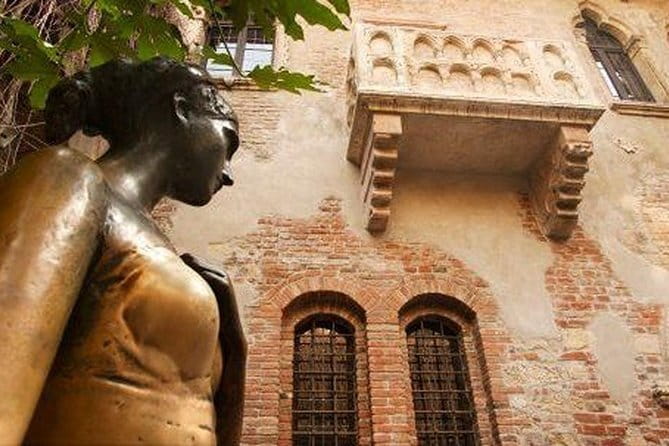 Verona and Lake Garda Day Trip from Milan - Arena di Verona and Piazza Bra: Roman Scale Meets Lunch Planning