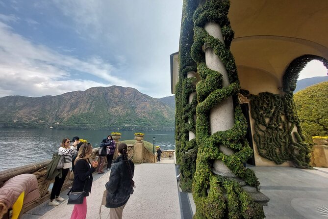Villa Balbianello & Bellagio Full-Day Tour on Lake Como by boat - Getting Started at Piazza Cavour: fast meet-up, better sightlines